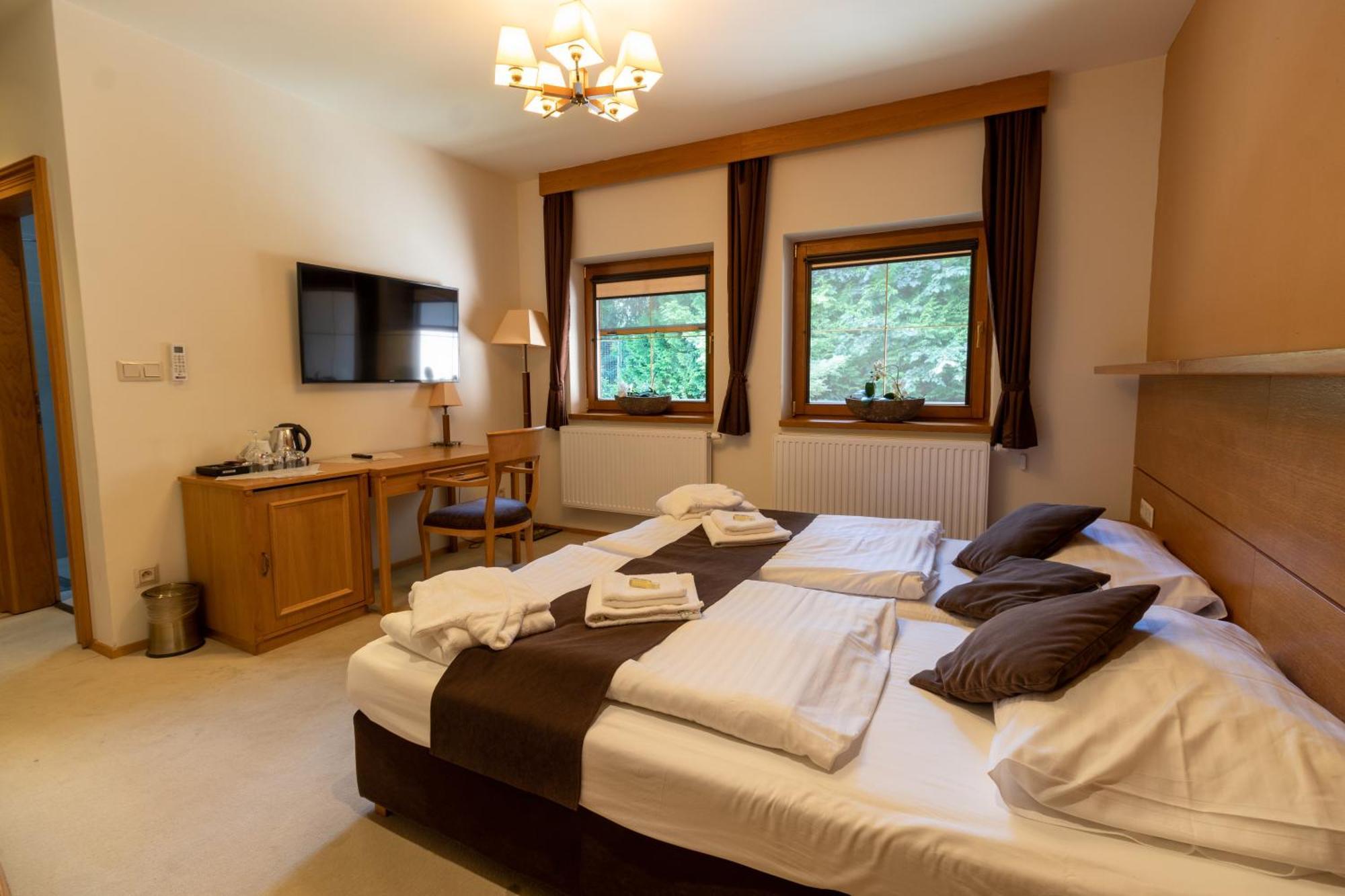 Hotel Resort Lovecka Basta Strakonice Luaran gambar