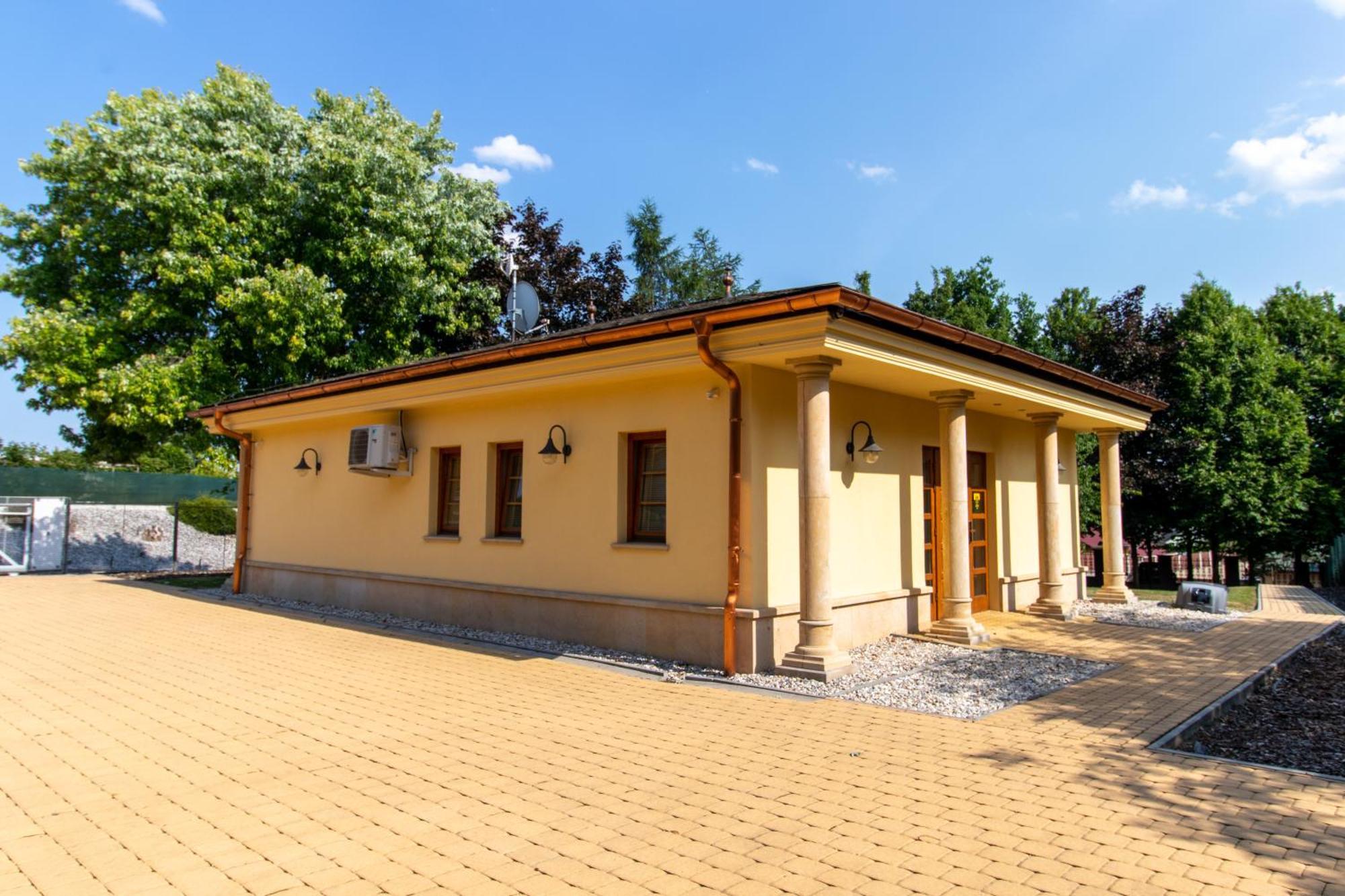 Hotel Resort Lovecka Basta Strakonice Luaran gambar