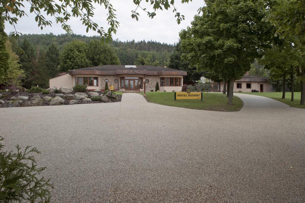 Hotel Resort Lovecka Basta Strakonice Luaran gambar